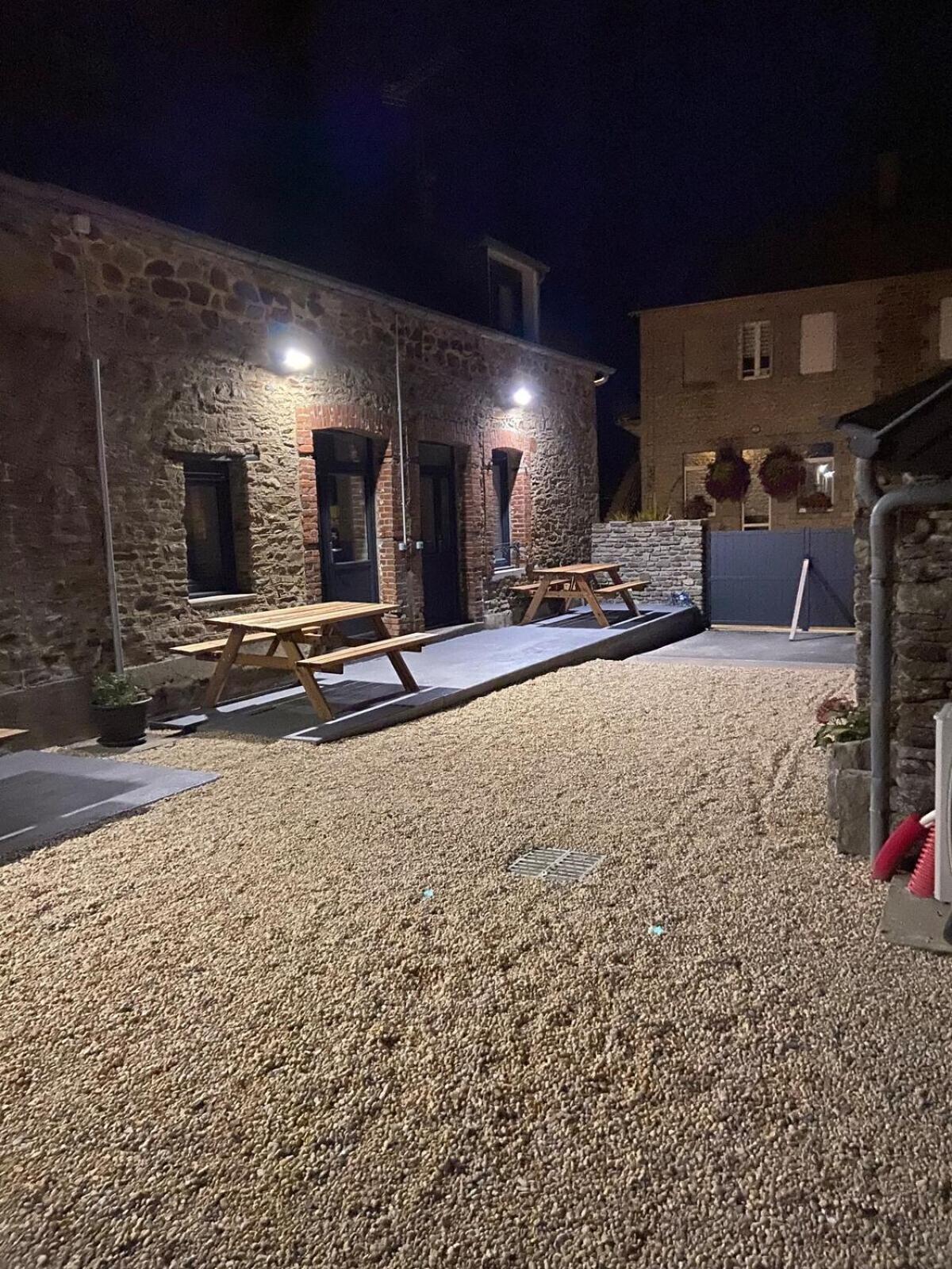 Gites Le Mont Desclos Saint Michel Beauvoir  Kamer foto