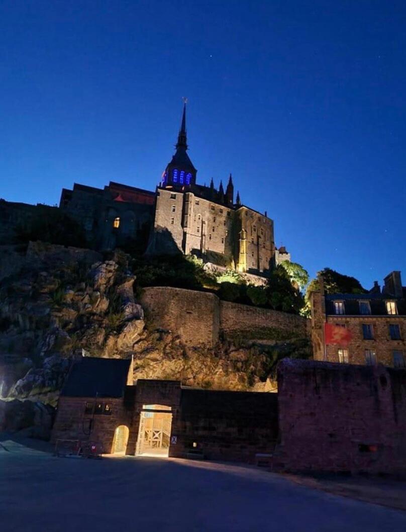 Gites Le Mont Desclos Saint Michel Beauvoir  Kamer foto
